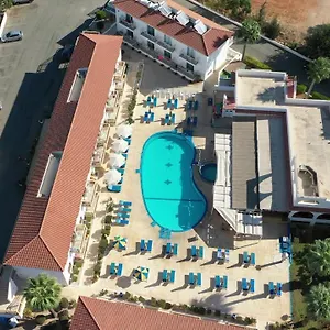 Cosmelenia Hotel apartamentowy Ajia Napa
